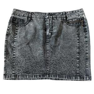 ShinChitai Studded Denim Mini Skirt - Size Large